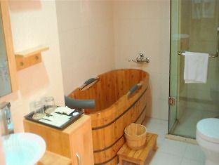Alsola Hotel Ningbo Bagian luar foto